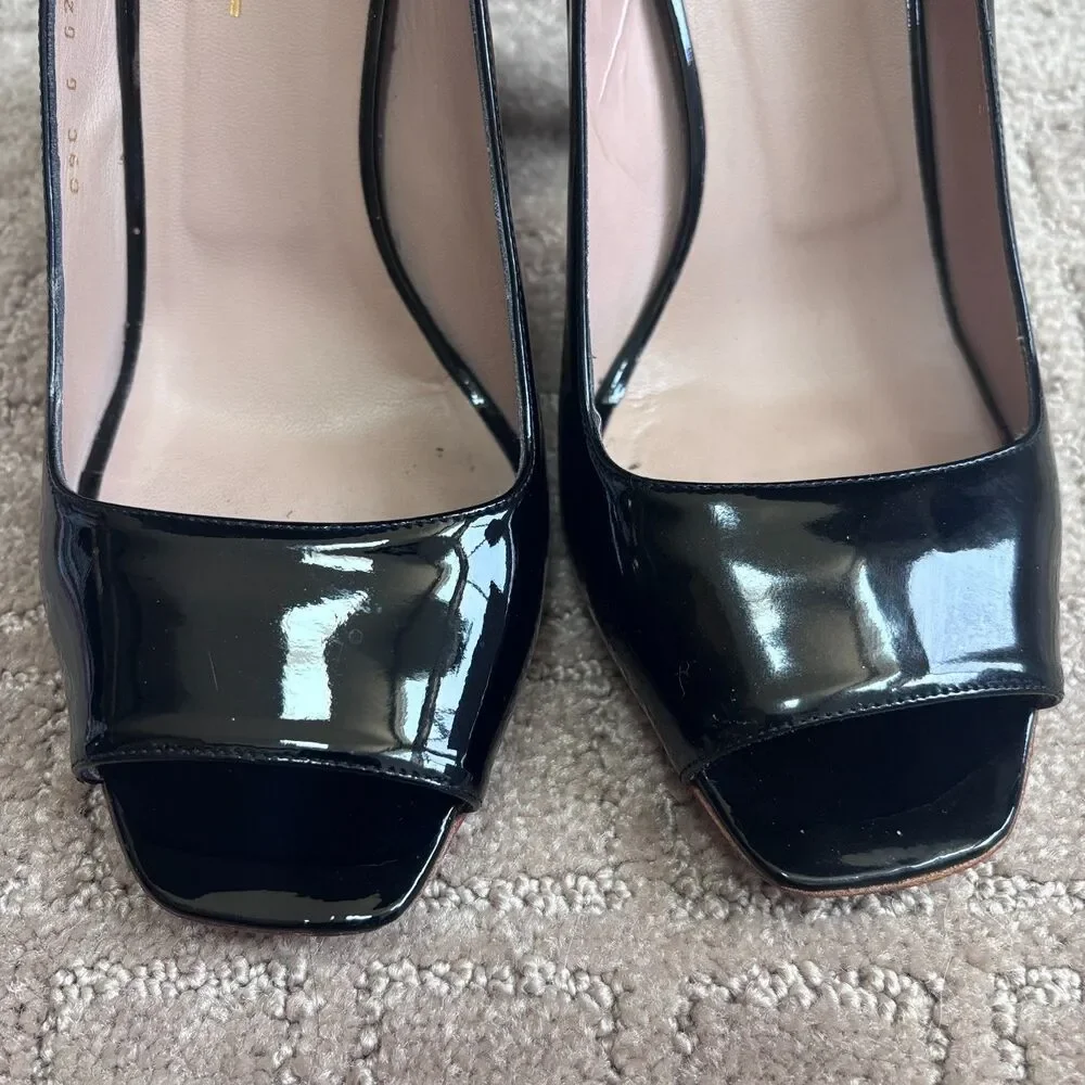 CHANEL Black Patent Leather Peep Toe Pumps Gold CC Sculptural Heels EU 40 US 10